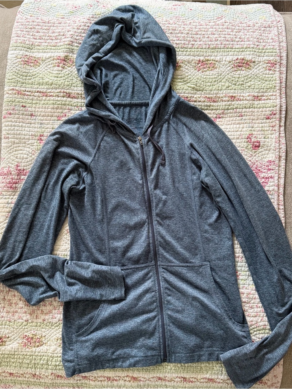 Patagonia Women’s Seabrook Full Zip Lightweight Hoody Sweater in Railroad Blue